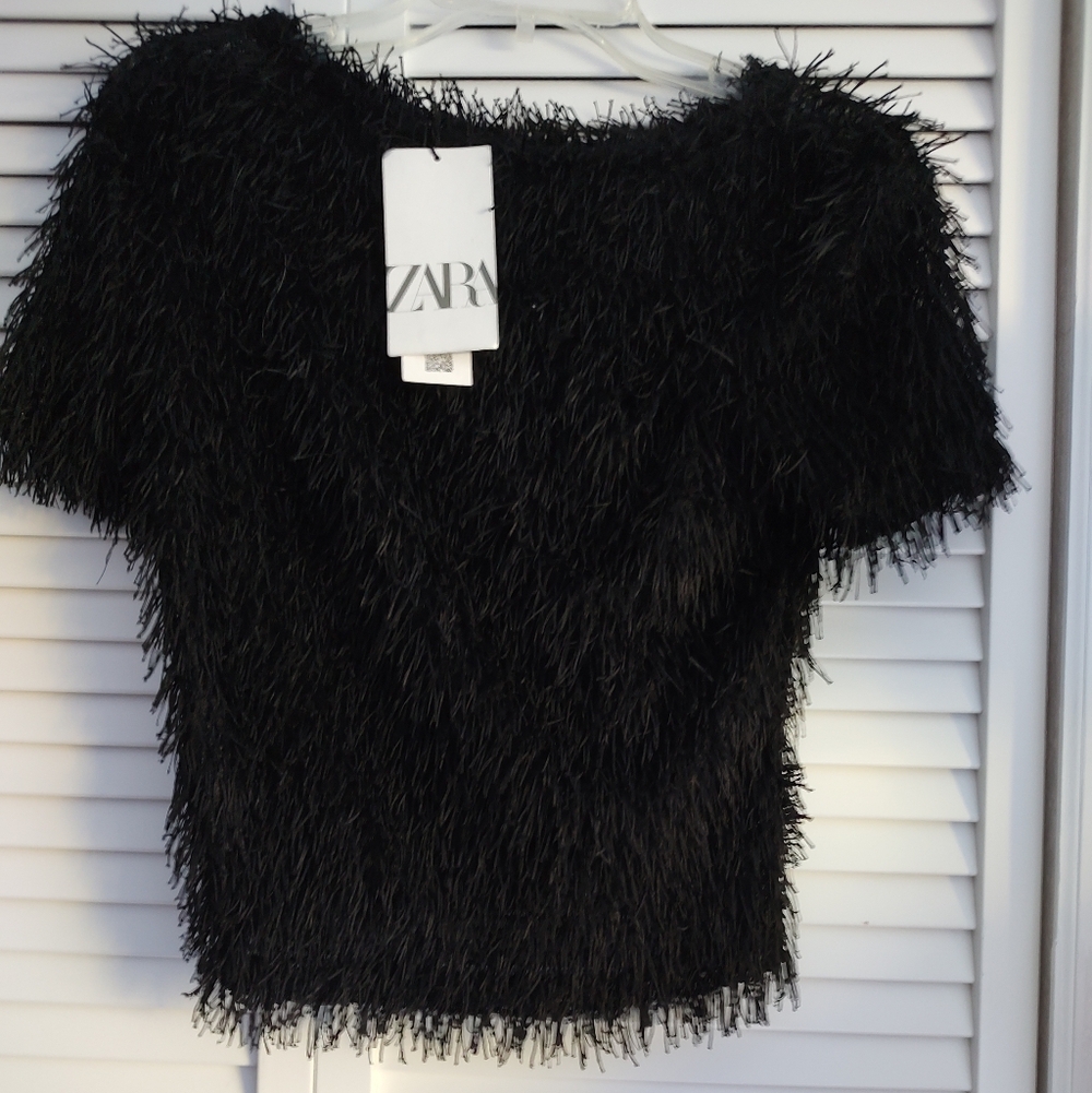 Zara Textured Fringe Short Sleeve Top - Picture 3 of 6